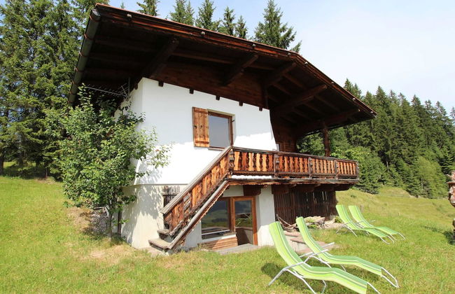 Sunlit Chalet near Ski Area in Hopfgarten im Brixental - Foto 1