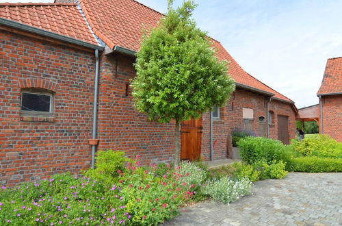 Photo 14 - Cozy Holiday Home in Ploegsteert With a Garden