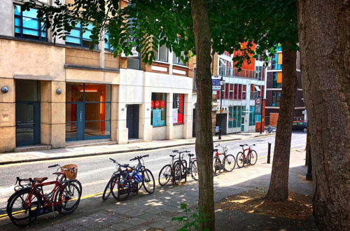 Photo 21 - Quirky and Modern Clerkenwell Apartment