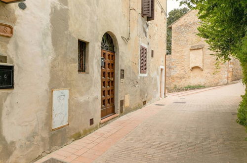 Photo 31 - Stylish Luxury Loft Sleeps 4 San Gimignano Tuscany