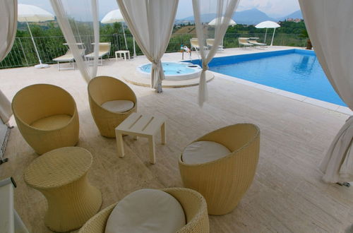 Photo 16 - Villa with Salt Water & Heated Pool & Hot Tub near sea