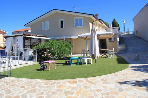 Photo 1 - Villa with Salt Water & Heated Pool & Hot Tub near sea