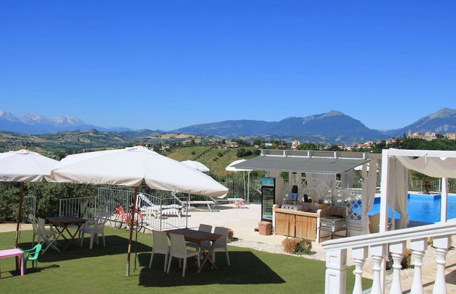 Mansion in Case Alte With Pool & Nature Trails - Foto 31