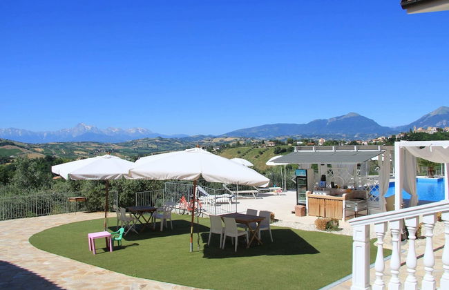 Mansion in Case Alte With Pool & Nature Trails - Foto 35