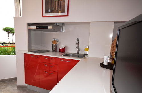 Photo 11 - Apartamento Promar Red