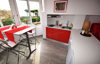 Photo 3 - Apartamento Promar Red