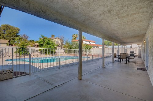 Photo 38 - Luxurious 4BR House with Large Pool Near Strip
