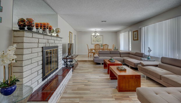 Lobby-Lounge