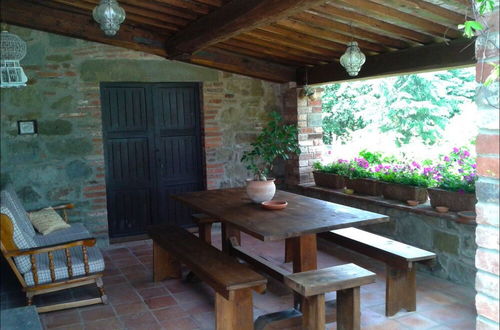 Photo 25 - Stunning private villa for 6 guests with private pool, TV, pets allowed and parking