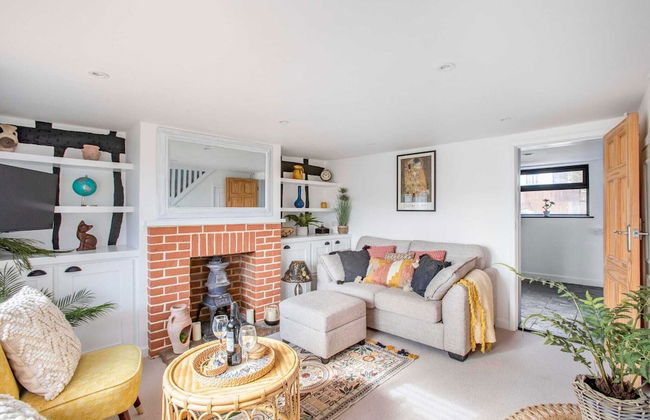 Stunning Character 2bed Cottage in St Albans Wifi - Foto 13