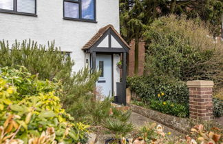 Foto 1 - Stunning Character 2bed Cottage in St Albans Wifi