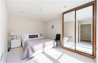 Photo 1 - Bright and Modern 1 Bedroom Flat in The Centre of London