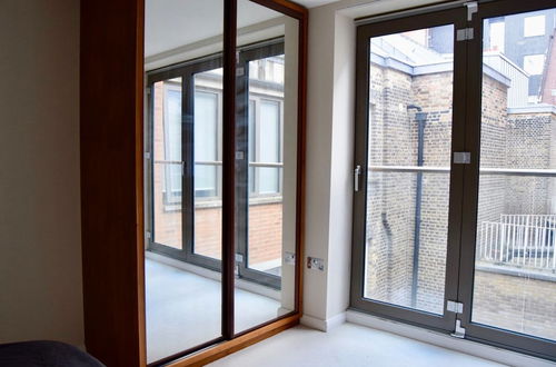 Photo 12 - Bright and Modern 1 Bedroom Flat in The Centre of London