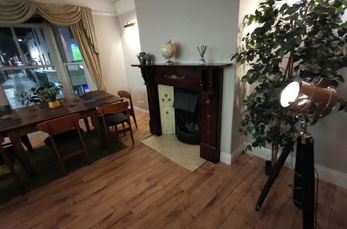 Photo 11 - Huge 6-bed Apartment in Darlington Centre