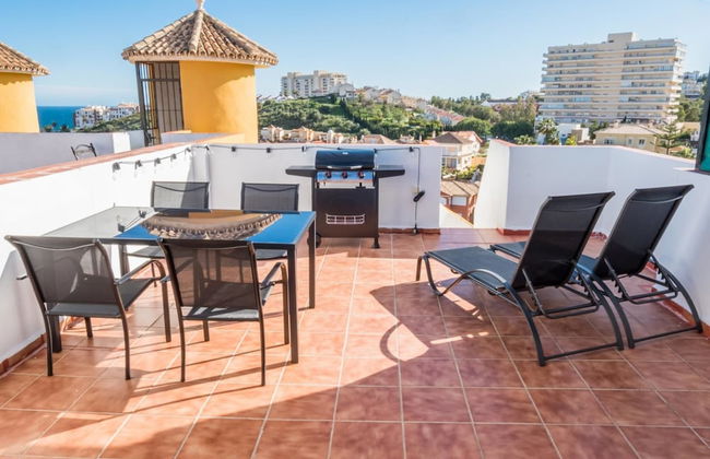 Arroyo Rooftop Apartment - Photo 13