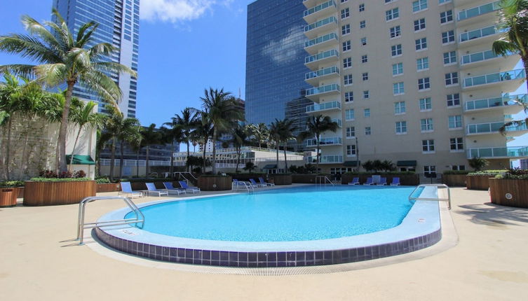 Foto 1 - Bluebird Suites in Brickell