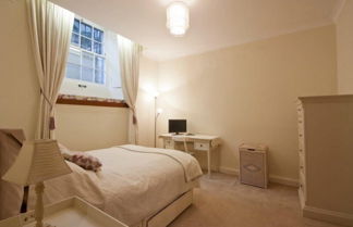 Photo 3 - Abercromby Place Apartment