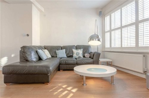 Photo 21 - Fantastic 2 Bedroom Apartment in Central London