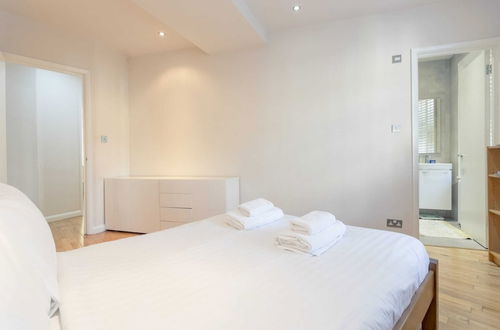 Photo 4 - Fantastic 2 Bedroom Apartment in Central London