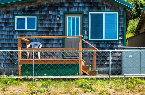 Photo 15 - Oceanside Ocean Front Cabins