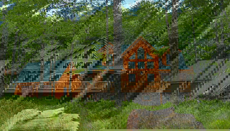 Foto 1 - Big Log Lodge