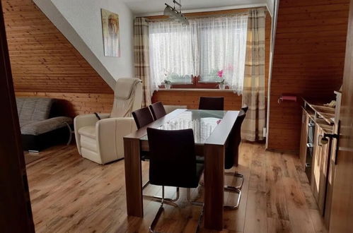 Photo 6 - Charming 3- Bed Apartment in City Celle