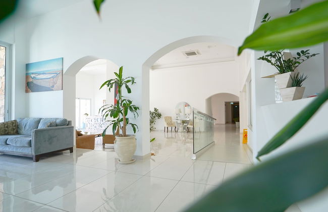 Melini Hotel Suites - Foto 3