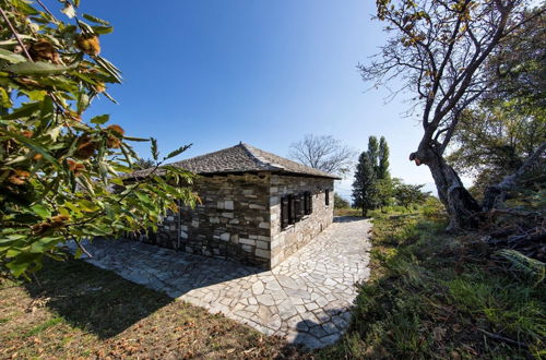 Photo 18 - Beautiful Tranquil Stone Cottage