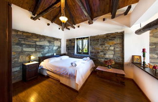 Photo 2 - Beautiful Tranquil Stone Cottage