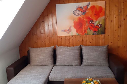 Photo 5 - Cozy Apartment near Forest in Lichtenhain