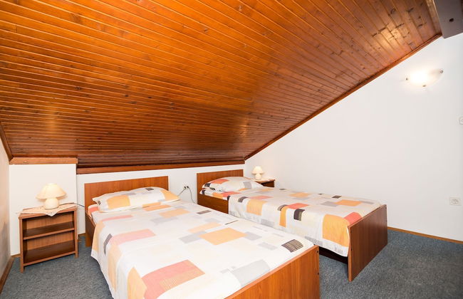 Apartment Srđ - Photo 8