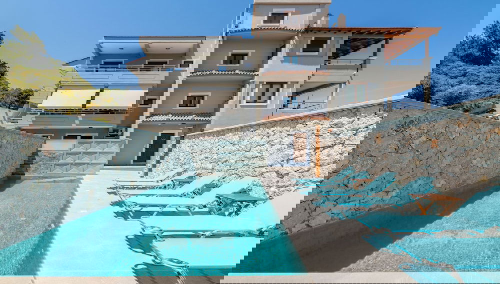 Primary image