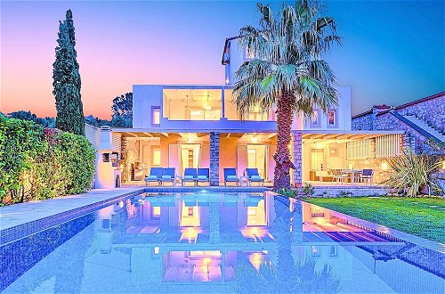 Foto 1 - Cretan Mansion with Heated Swimming Pool