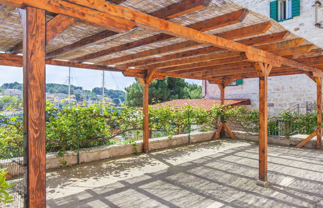Villa in Sumartin Near Beach & Private Pool - Foto 15