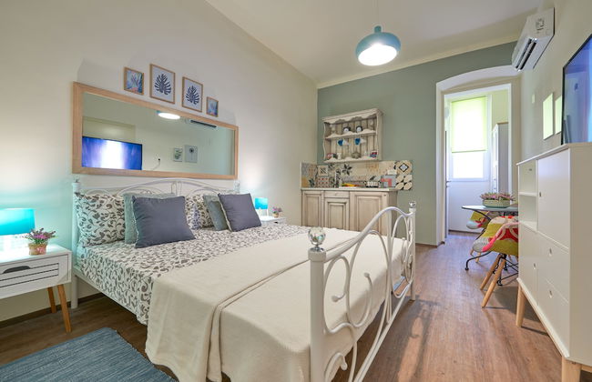 Old City Romantic Studios - Foto 21