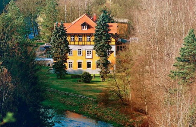 Art Nouveau Haven by the Mulde - Foto 1