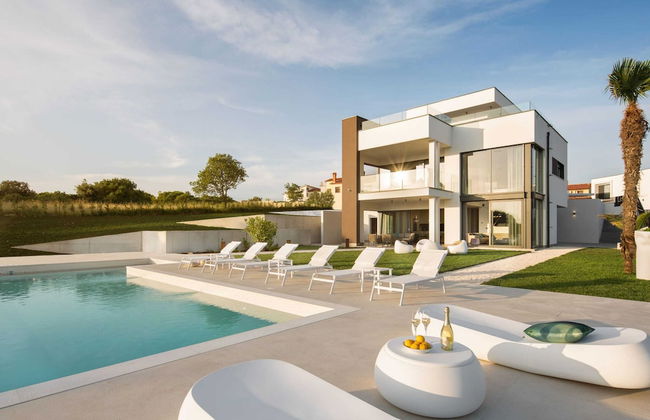 Villa in Pula With Pool and Sauna - Foto 33