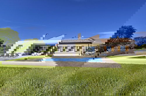 Photo 21 - Modern Villa Histria With Pool and View