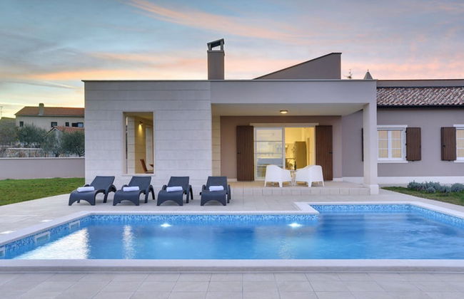 Modern Villa Histria With Pool and View - Foto 18