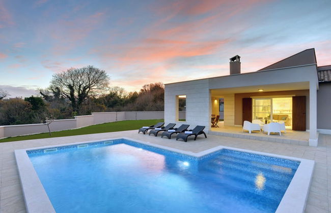 Modern Villa Histria With Pool and View - Foto 16