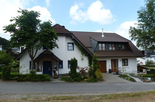 Photo 9 - Apartment With Private Garden in Brachthausen