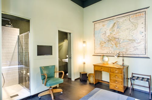 Photo 5 - Arnobio Florence Suites