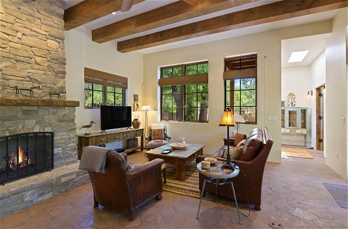 Photo 14 - Casa Cuervo - Luxury Home With Gorgeous Amenities a Block off Canyon Rd