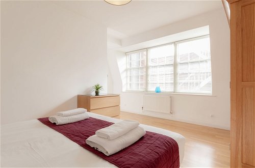 Photo 7 - Roomspace Apartments -Groveland Court