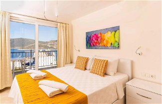 Foto 2 - Charming 4-bed Villa in Kalkan Magnificent View