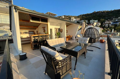 Foto 14 - Charming 4-bed Villa in Kalkan Magnificent View