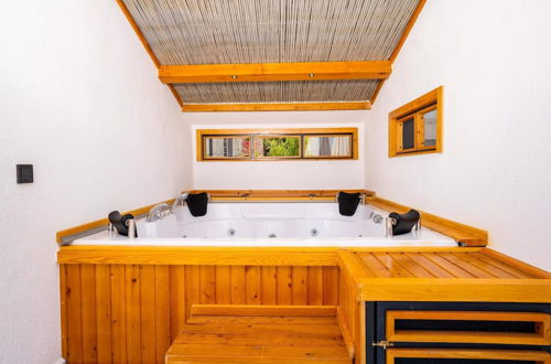 Foto 7 - Charming 4-bed Villa in Kalkan Magnificent View