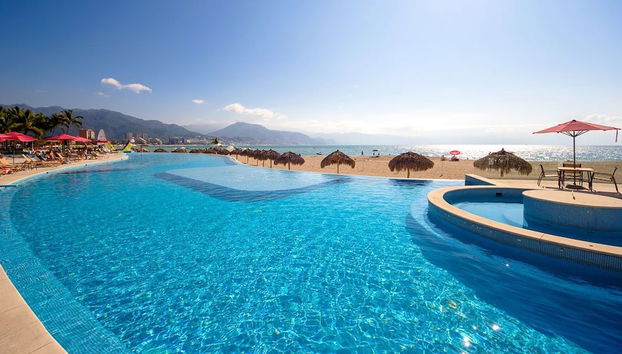 Infinity-Pool