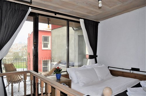 Foto 6 - Rooftop Balat Rooms & Apartments Turkuaz Olive