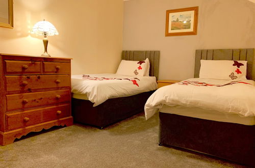 Photo 2 - Sleeps 10-12 Snowdonia North Wales Nr Zip World